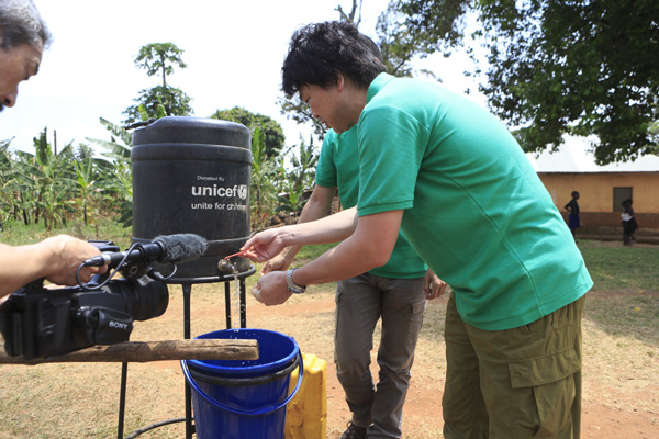 Hand washing in Uganda. Making hand wash simpler to obtain with Unicef.