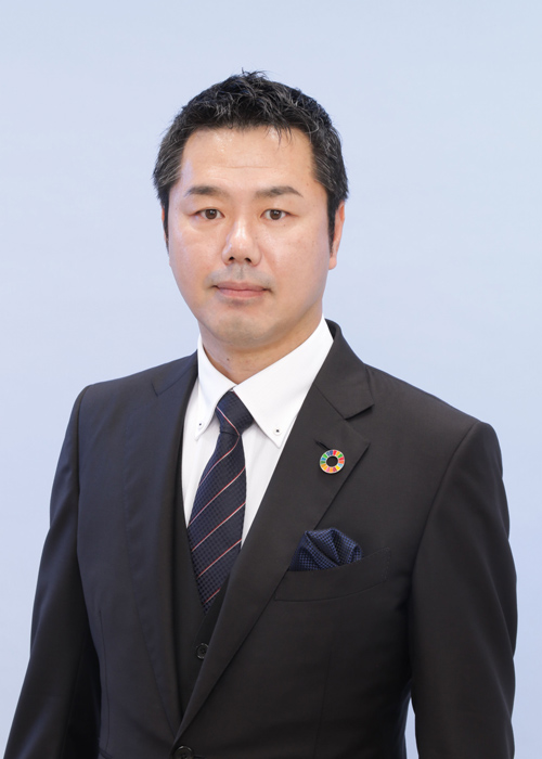 Hiroshi Fukuda.